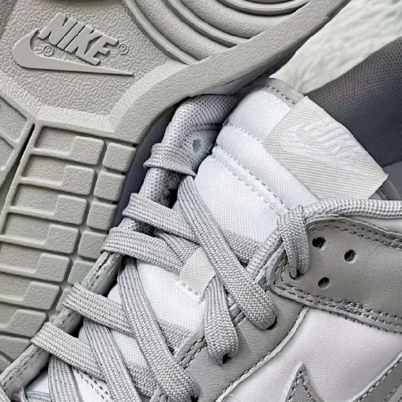 Nike Dunk Low Grey Fog DD1391-103 Mens Size 4-11 USA Shipping - Picture 3 of 4